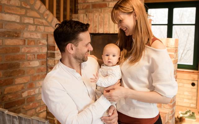 Familie mit Baby im Familien Wellness Hotel Seeklause Usedom